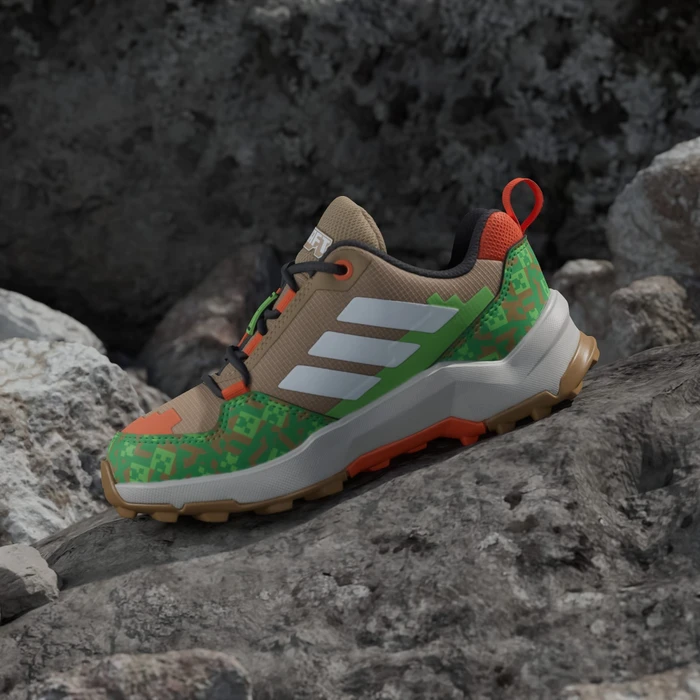 adidas Terrex AX4R cardboard/cloud white/semi impact orange (Junior)