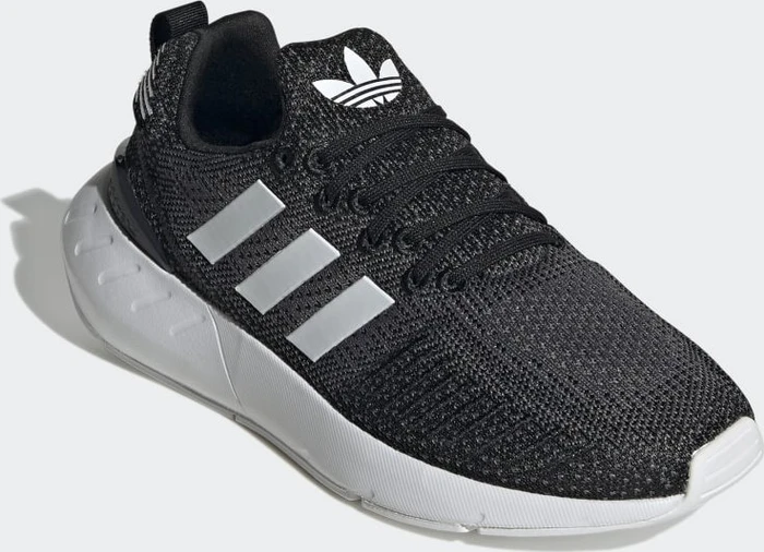 adidas Swift Run 22 core black/cloud white/grey five (Damen)