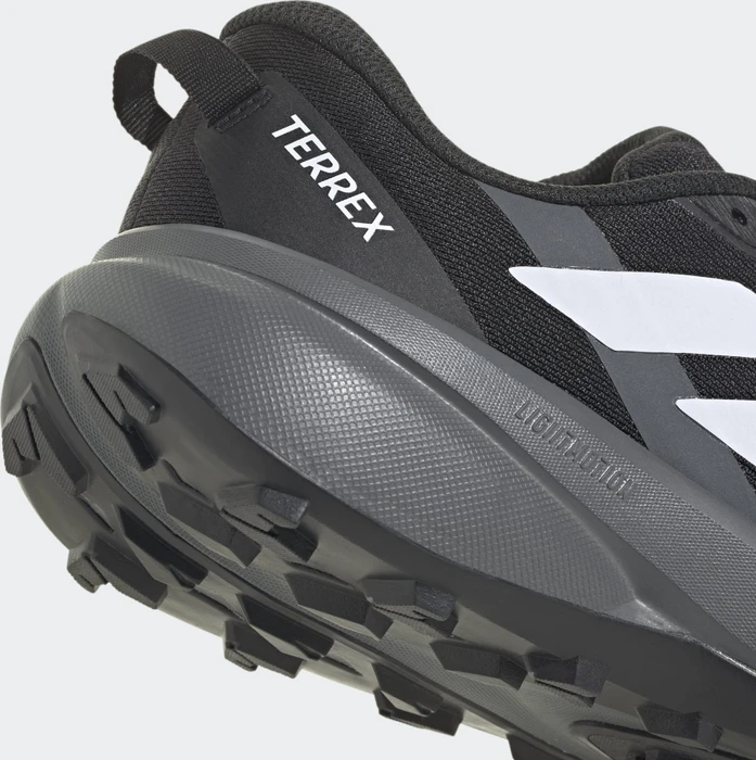adidas Terrex Tracefinder Plus core black/cloud white/grey five (Herren)