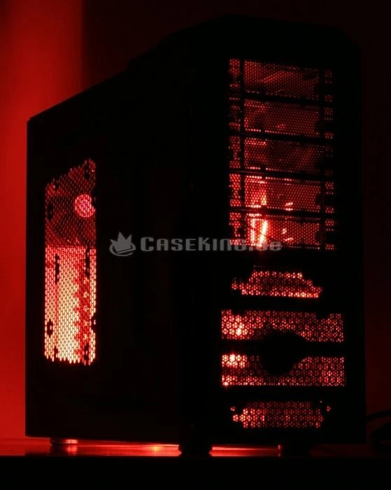 Cooler Master HAF922 schwarz, Acrylfenster