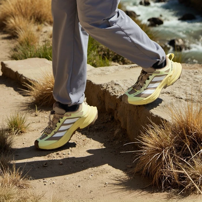 adidas Terrex Freehiker SL Gore-Tex dual yellow/ivory/gold rw (Damen)
