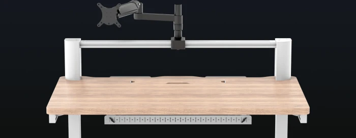 Corsair Platform:4 Schreibtisch 120x76cm Kiefer/weiß