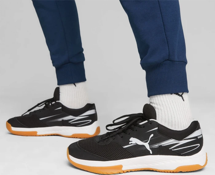 Puma Varion II Indoor puma black/cool light gray/yellow blaze/gum