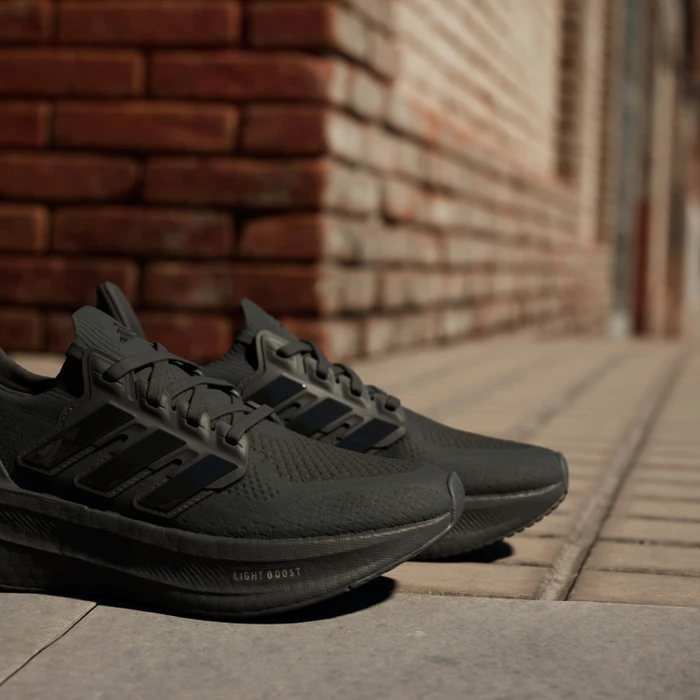 adidas Ultraboost 5 core black (Damen)