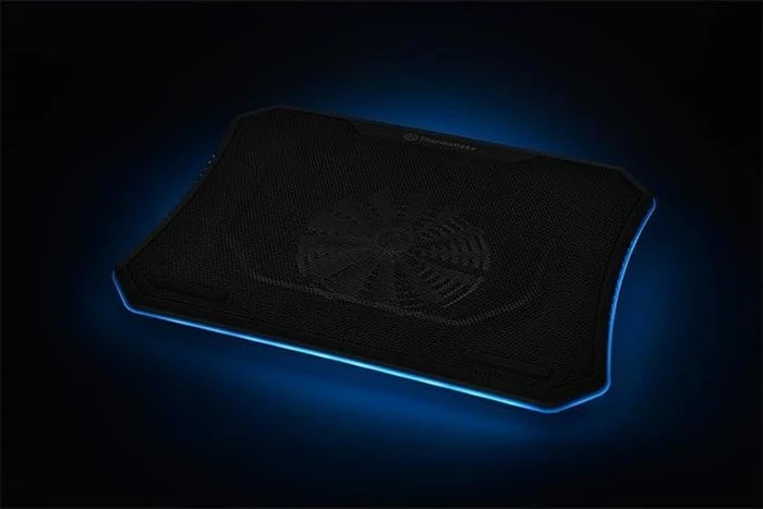 Thermaltake Massive 20 RGB, Notebook-Stand/Notebook-Kühler 10-19"