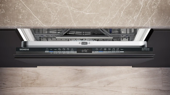 Siemens iQ300 SX63E807BE Großraum-Geschirrspüler