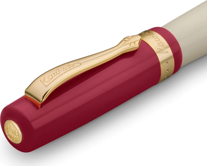 Kaweco Student 30's Blues creme/rot, rechte Hand, fein