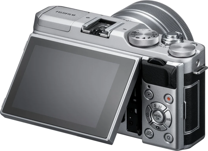 Fujifilm X-A3 silber mit Objektiv Fujinon XC 15-45mm 3.5-5.6 OIS PZ
