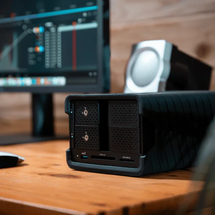 Glyph Blackbox Pro RAID mit Cardreader + Hub, 48TB, Thunderbolt 3 / USB-C 3.1