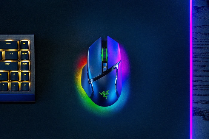 Razer Basilisk V3 Pro + Mouse Dock Pro, USB/Bluetooth