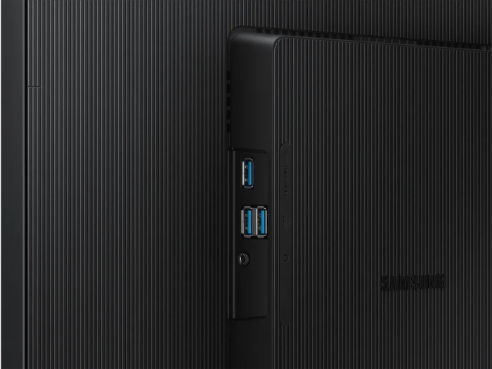 Samsung ViewFinity S8 S80D, 37"