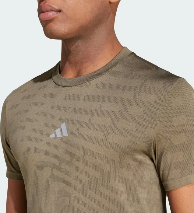 adidas Gym+ Training Seamless Funktionsshirt kurzarm olive strata/shadow olive (Herren)