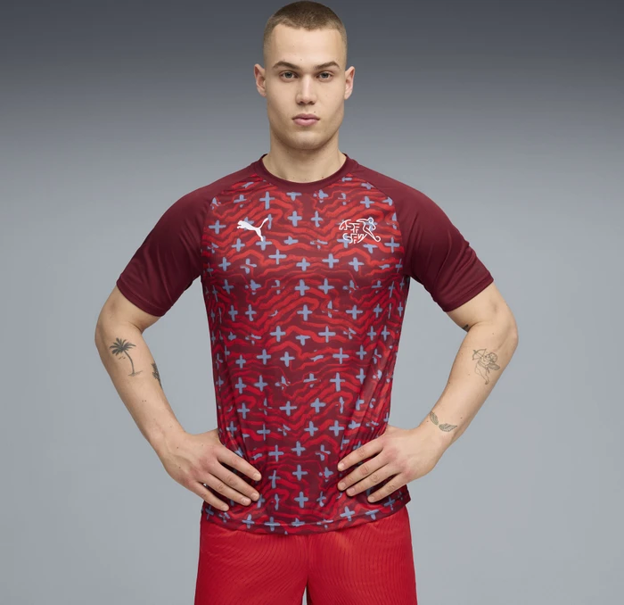 Puma FIFA WM 2026 Schweiz Aufwärmtrikot kurzarm team regal red/puma white (Herren)