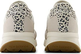 New Balance 370 moonbeam