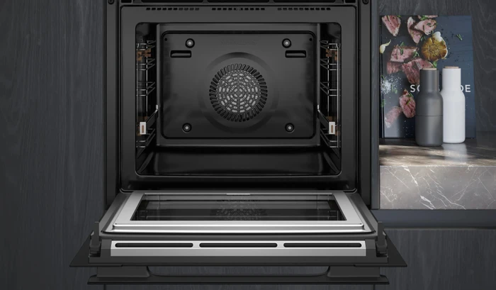 Siemens iQ700 HN978GMB1 Backofen mit Mikrowelle und Dampfunterstützung