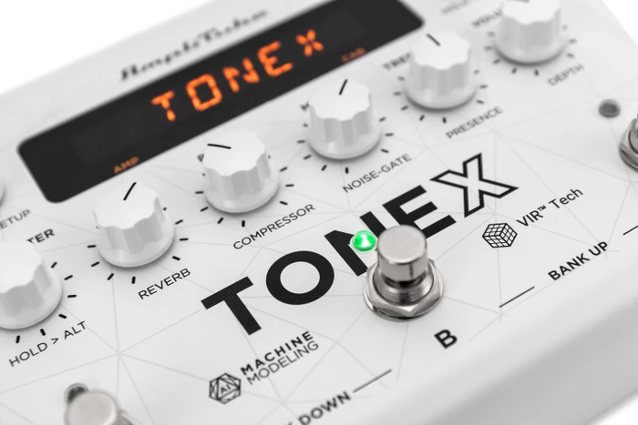 IK Multimedia ToneX Pedal White Limited Anniversary Edition