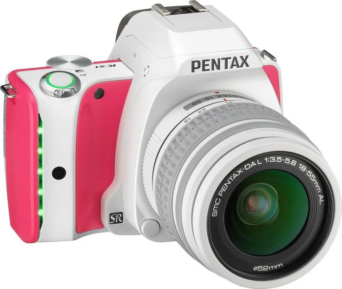 Pentax K-S1 weiß/pink mit Objektiv smc DA L 18-55mm 3.5-5.6 AL