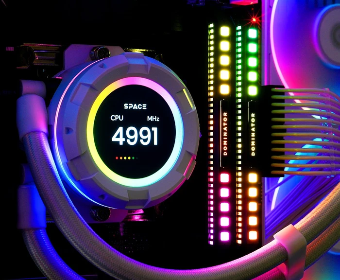 ID-Cooling Space LCD SL240 White