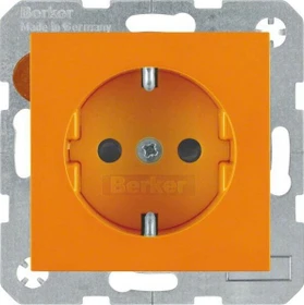 Berker S.1/B.3/B.7 Steckdose SCHUKO mit Schraub-Liftklemmen, orange glänzend