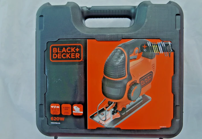 Black&Decker KS901PEKA10 Elektro-Pendelhubstichsäge inkl. Koffer + Zubehör
