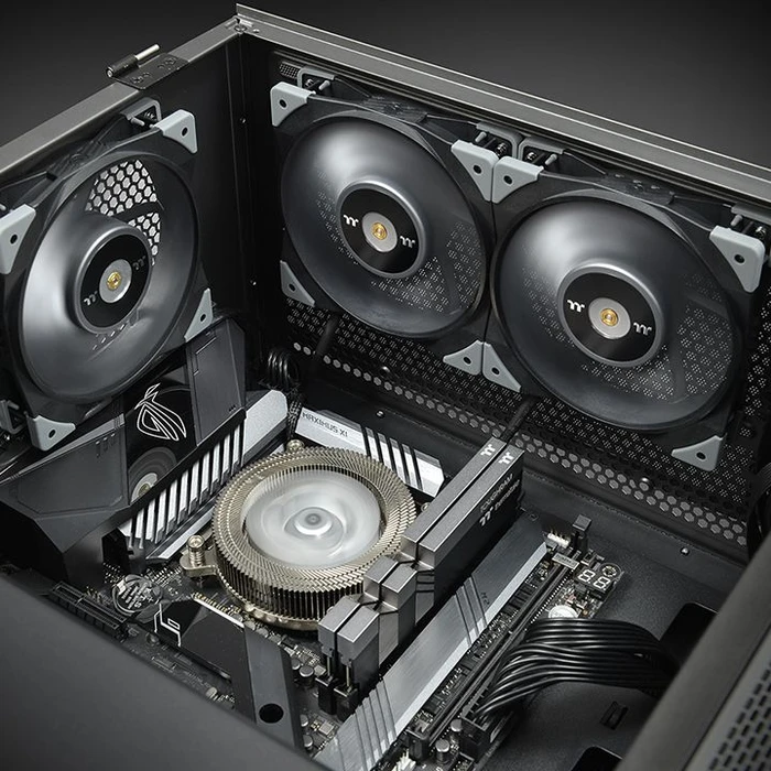 Thermaltake ToughFan 12 Turbo High Static Pressure Radiator Fan, 120mm