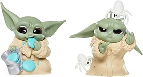Hasbro Star Wars - Mandalorian The Bounty Collection Serie 4 - Grogu mit Spinnen und Keks essend