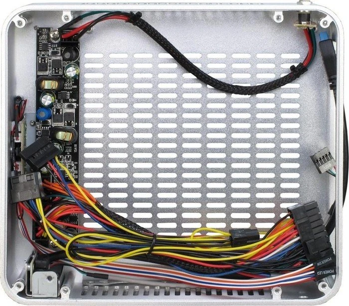 Inter-Tech E-W60 silber, Mini-ITX, 60W extern