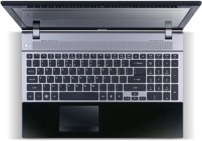 Acer Aspire V3-551G-84508G1TMaii, A8-4500M, 8GB RAM, 1TB HDD, Radeon HD 7670M, DE