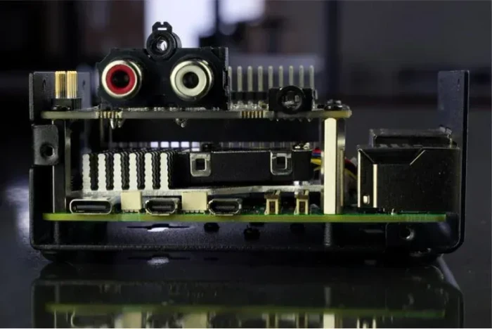KKSB Gehäuse für Raspberry Pi 5, kompatibel mit IQaudio DAC+ und IQaudio DAC Pro Sound Cards, schwarz