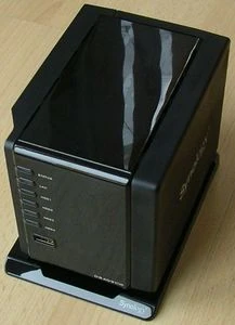 Synology DiskStation DS409, 128MB RAM, 1x RJ-45 1000Base-T, 2x USB-A 2.0