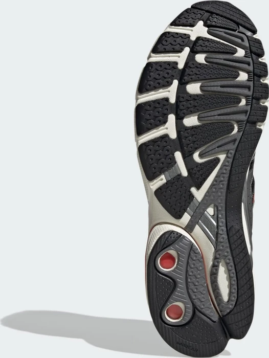 adidas Adistar Control 5 core black/pure ruby/iron metallic