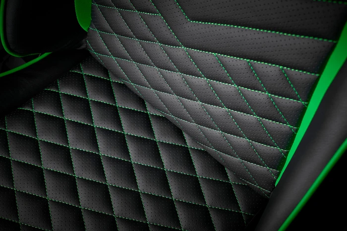 Razer Tarok Pro Gamingstuhl, schwarz/grün