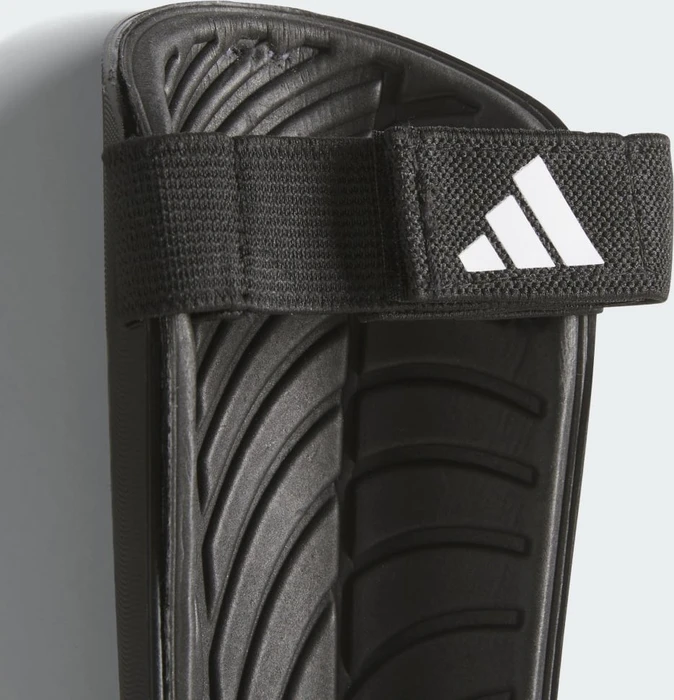 adidas Tiro Training Schienbeinschützer black/gold metallic/white