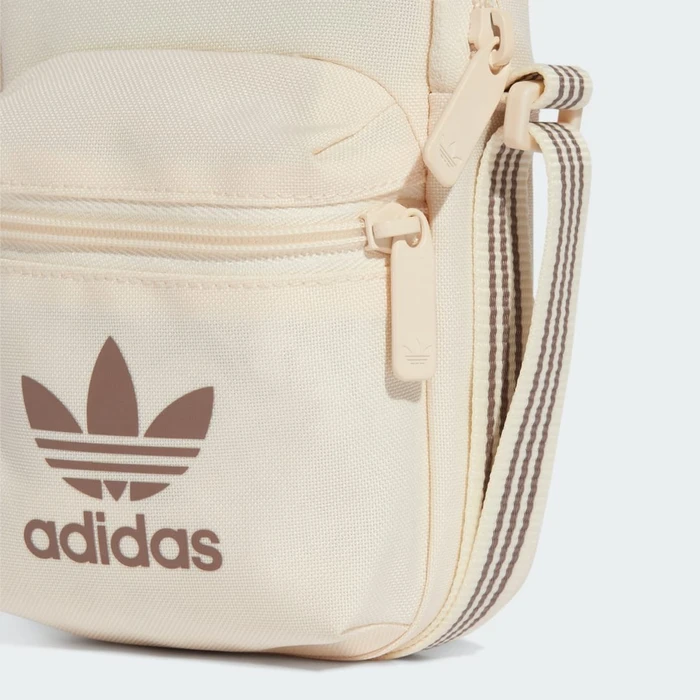 adidas Adicolor Classic Festival Umhängetasche wonder white