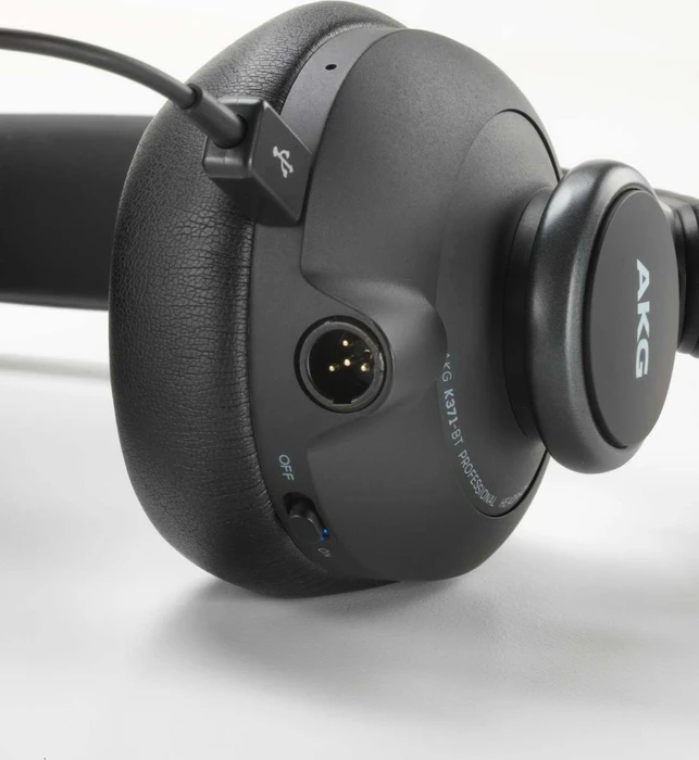 AKG K371-BT