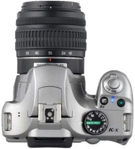 Pentax K-x silber mit Objektiv smc DA L 18-55mm 3.5-5.6 AL