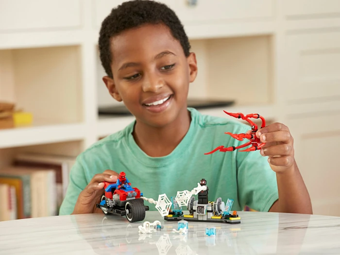 LEGO Marvel Super Heroes Spielset - Spider-Man Motorradrettung