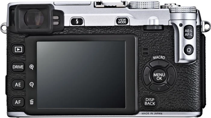 Fujifilm X-E1 silber mit Objektiv Fujinon XF 18-55mm 2.8-4.0 R LM OIS