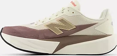 New Balance FuelCell Rebel v5 angora/earth shadow/sea salt (Herren)
