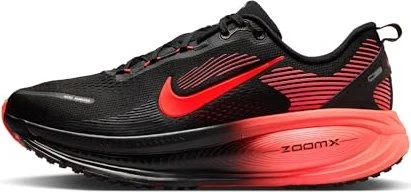 Nike Vomero 18 black/university red/anthracite/bright crimson (Herren)