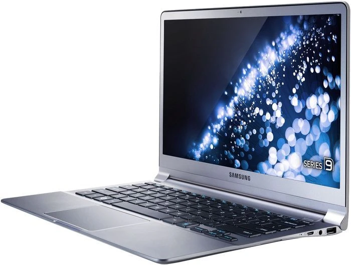 Samsung 900X3D, Core i5-2537M, 4GB RAM, 128GB SSD, DE