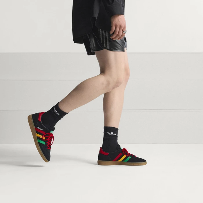 adidas Handball Spezial Jamaika core black/pure ruby/bold gold