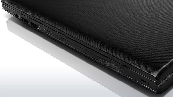 Lenovo G780, Core i3-2348M, 4GB RAM, 500GB HDD, DE