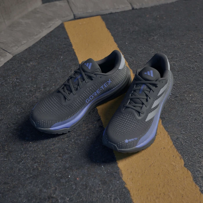 adidas Supernova GTX core black/grey/cobalt blue (Herren)