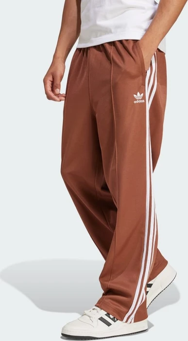adidas Adicolor Baggy Fit Firebird Trainingshose lang preloved brown (Herren)
