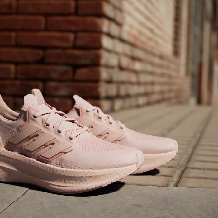 adidas Ultraboost 5 sandy pink/sandy pink met./zero metalic (Damen)