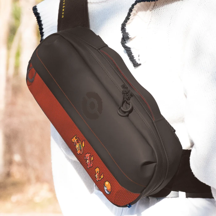 Hori Adventure Pack Tasche Pokémon pixel red (Switch 2)