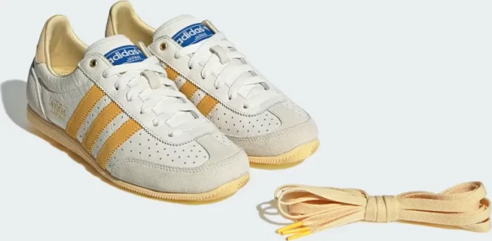 adidas Japan off white/spark/orange tint (Damen)