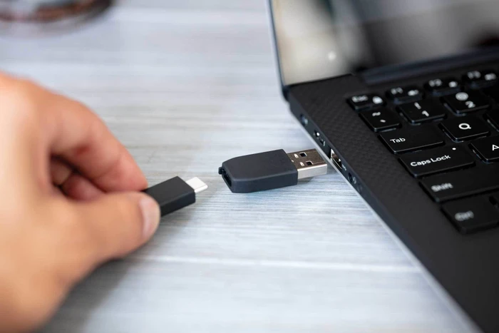 Western Digital WD My Passport Ultra, silber, 1TB, USB-C 3.0