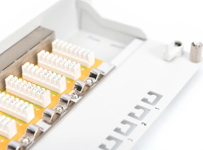 Digitus Professional Patchpanel Cat6, grau, 8-Port